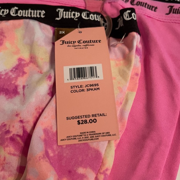 NWT Juicy Couture Plus Size Cheeky Panties.
3-pk - Picture 3 of 3